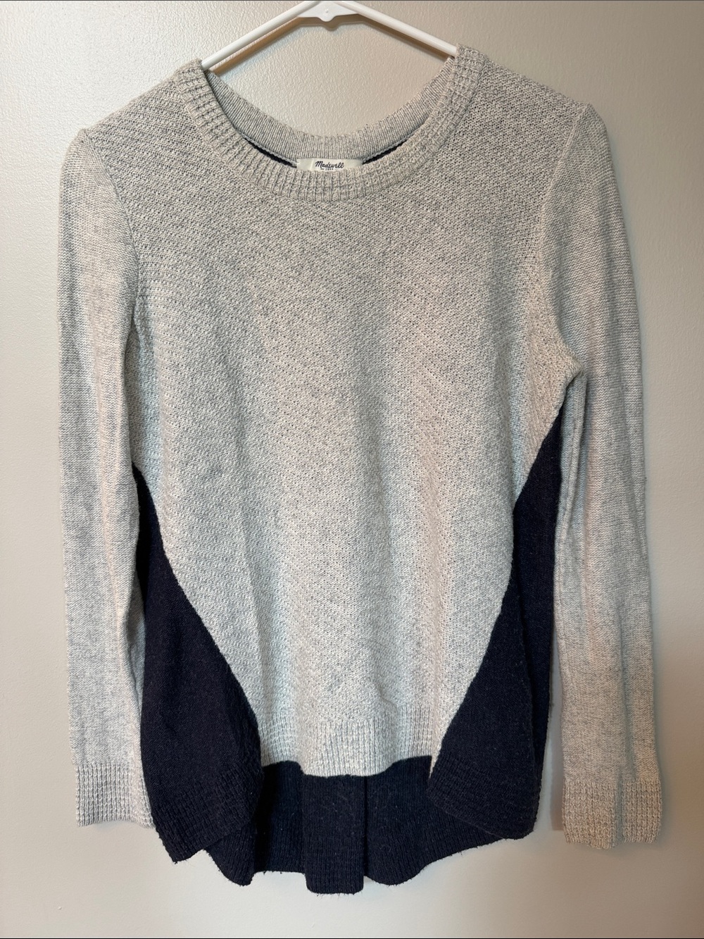 Madewell Two-Tone Crewneck Sweater in Light Gray and Navy